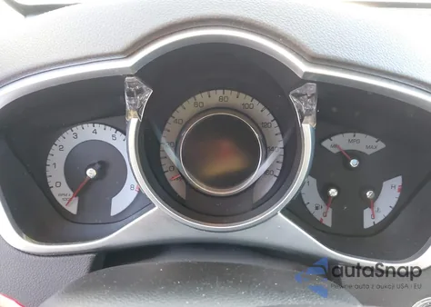 2010 Cadillac Srx Luxury Collection z USA, uszkodzony, nr VIN 3GYFNAEY5AS522417